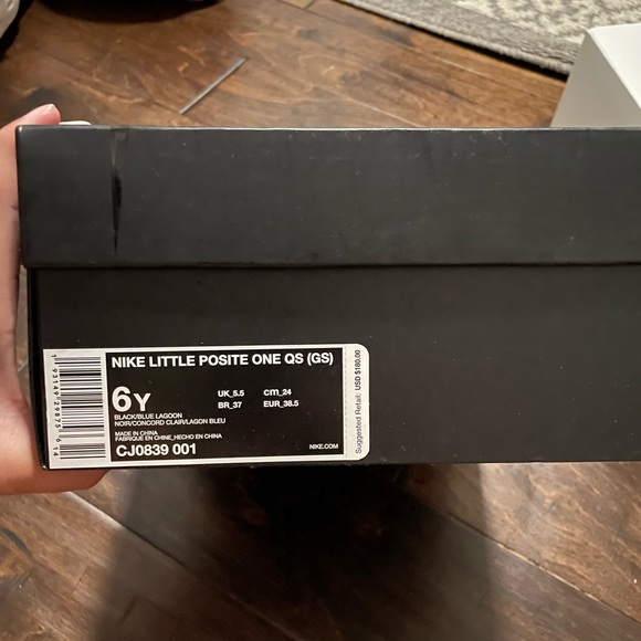 nike foamposite hornets color way main image 4